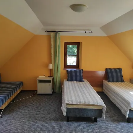 Dworek Kreftowka Gasthof Miastko (Bytow)